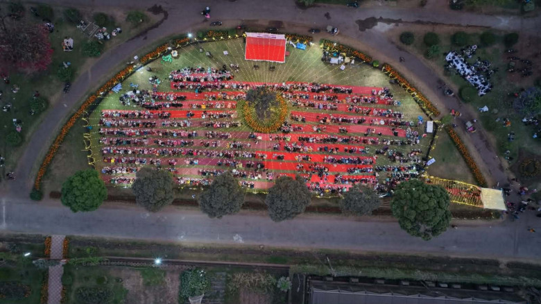 ডাকসুর উদ্যোগে ঢাবির ১২০০ নারী শিক্ষার্থী নিয়ে ডাকসুর গণ ইফত