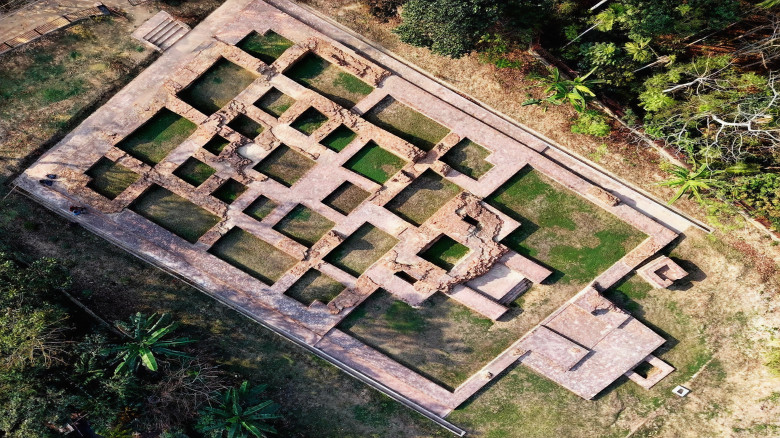 ১৮শ’ বছরের প্রাচীন ইতিহাস: তিন সভ্যতার নীরব সাক্ষী যশোরের ‘দ