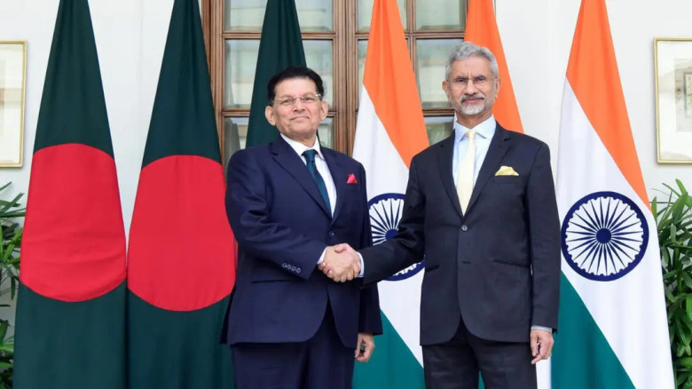 শেখ হাসিনা ও হা‌দির আসামিদের ফেরত চাইল বাংলাদেশ...